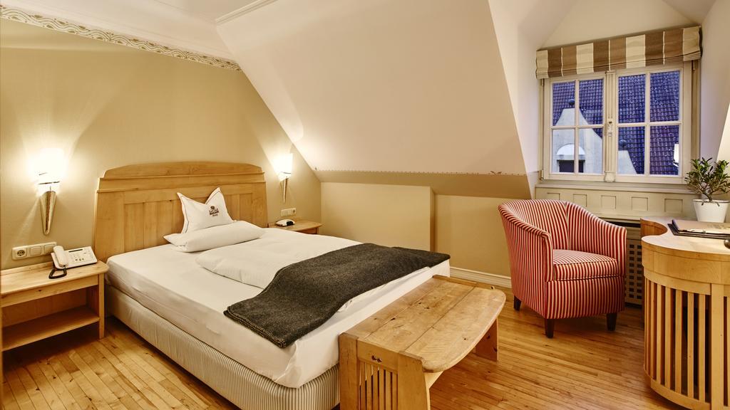 Hotel Gutsgasthof Stangl Vaterstetten Dış mekan fotoğraf